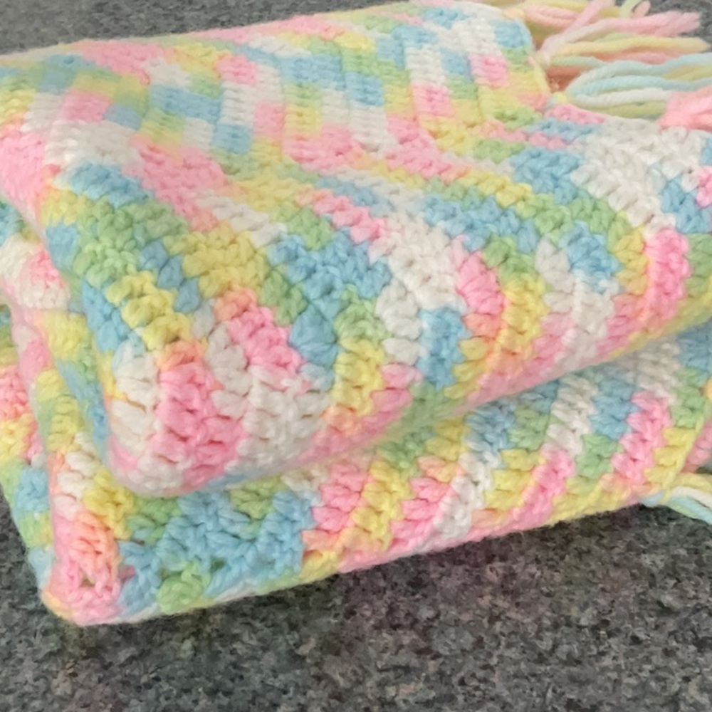Crocheted baby blanket. New.